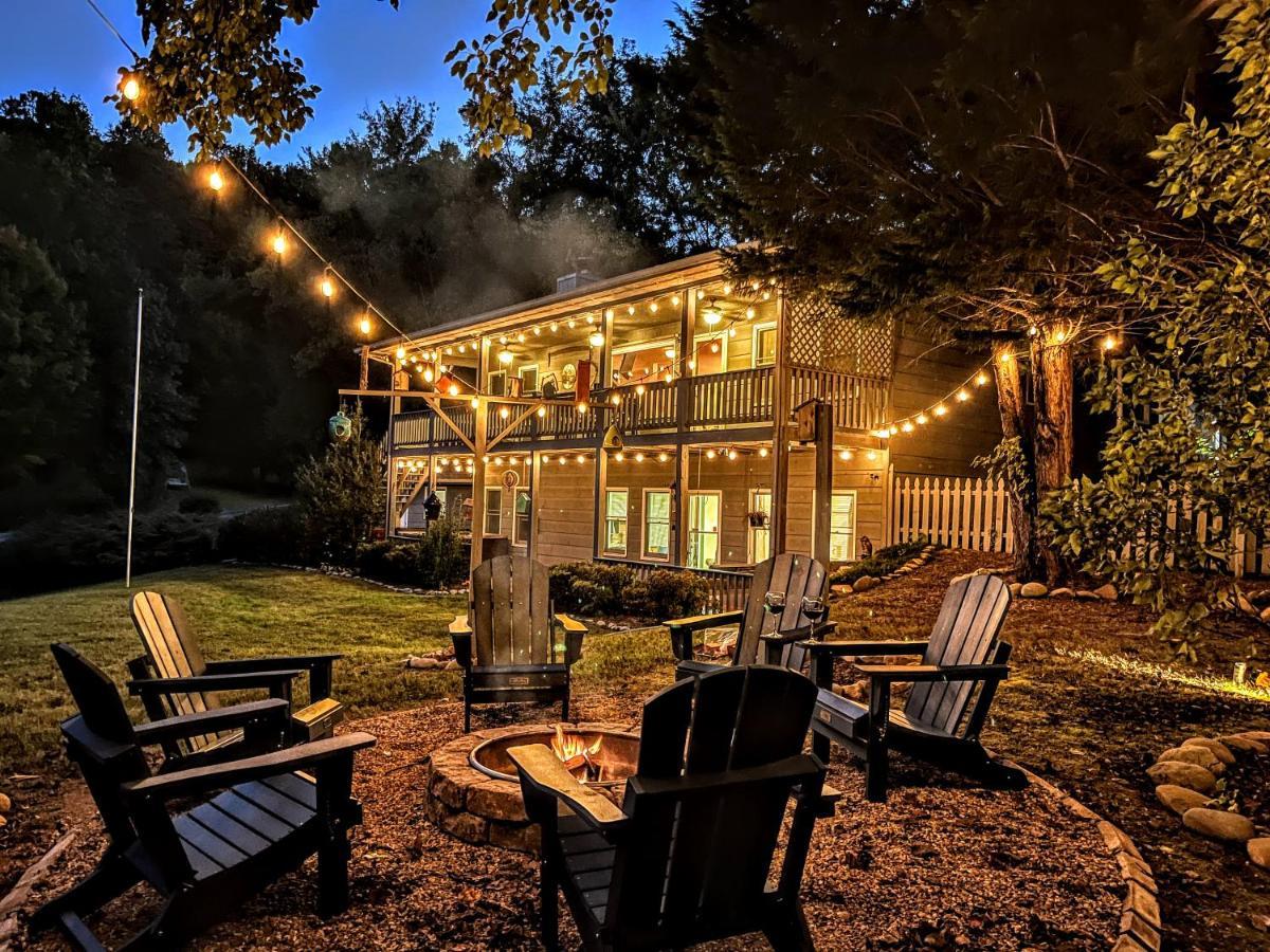 Ole Smoky Bnb - Game Room, Hot Tub, Mtn Views! ピジョンフォージ エクステリア 写真