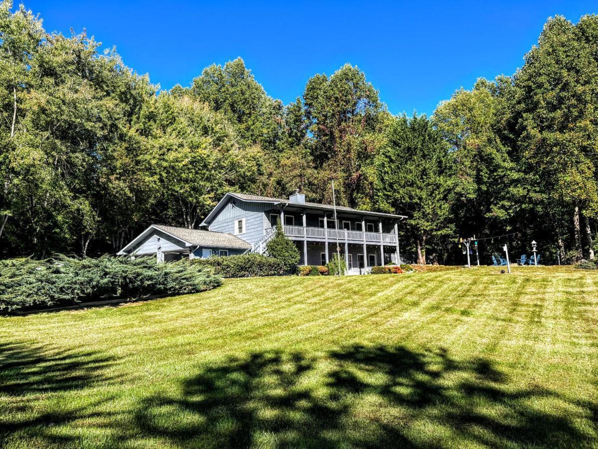 Ole Smoky Bnb - Game Room, Hot Tub, Mtn Views! ピジョンフォージ エクステリア 写真